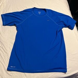 Nike blue polyester athletic medium shirt for men